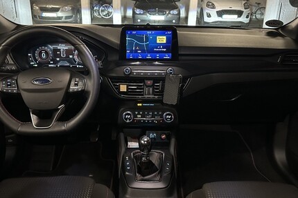 Ford Focus 35.099 km 19.600 &euro; Köln 50667