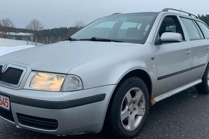 Skoda Octavia 218.100 km 990 &euro; Weiden 92637