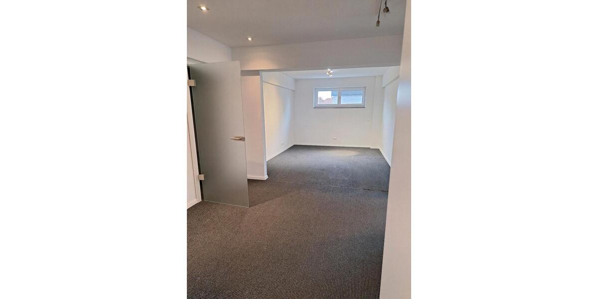 Gewerbeobjekt Deggendorf - 1.120&euro; | Angebot:25427869