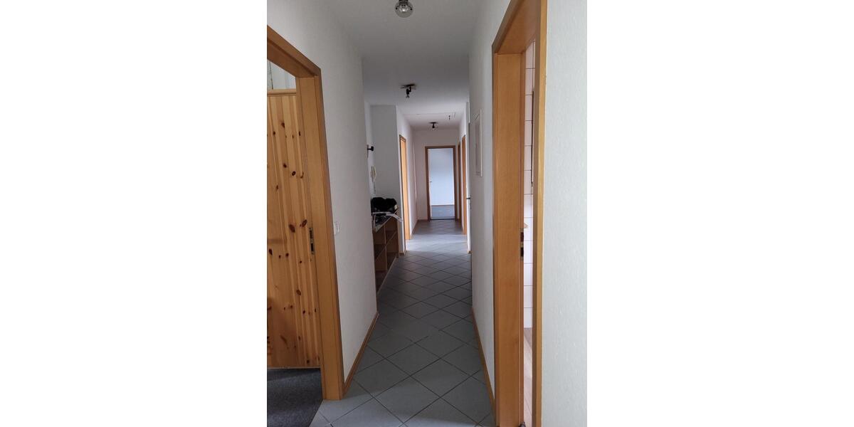 Dachgeschoßwohnung Zweibrücken - 5 Zimmer, 113 m&sup2;, 610&euro; | Angebot:26221496