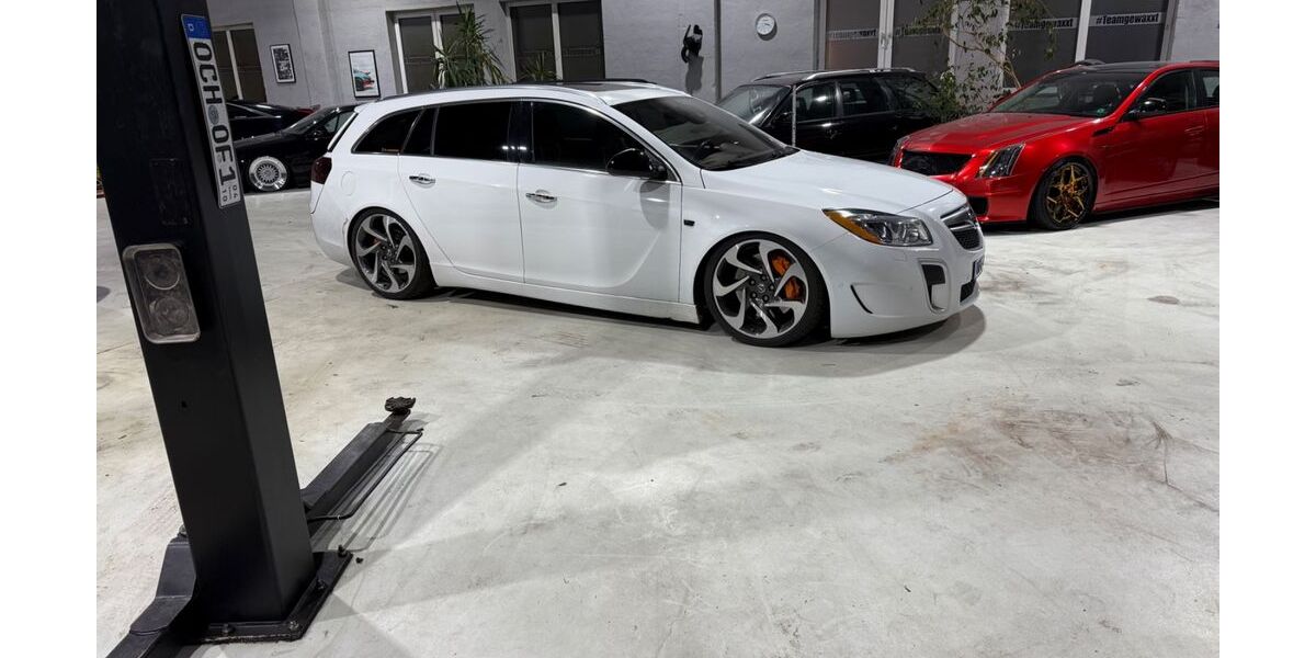 Opel Insignia 162.000 km 9.198 &euro; Oberdachstetten 91617
