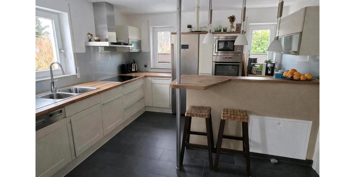 Doppelhaushälfte DHH Haus PV Solar Keller Garage Carport 7 zimmer