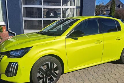 Peugeot 208 13.900 km 21.800 &euro; Zschorlau 08321