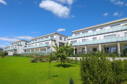Exklusiver Neubau-Erstbezug mit Fahrstuhl und einem malerischen Ausblick zimmer