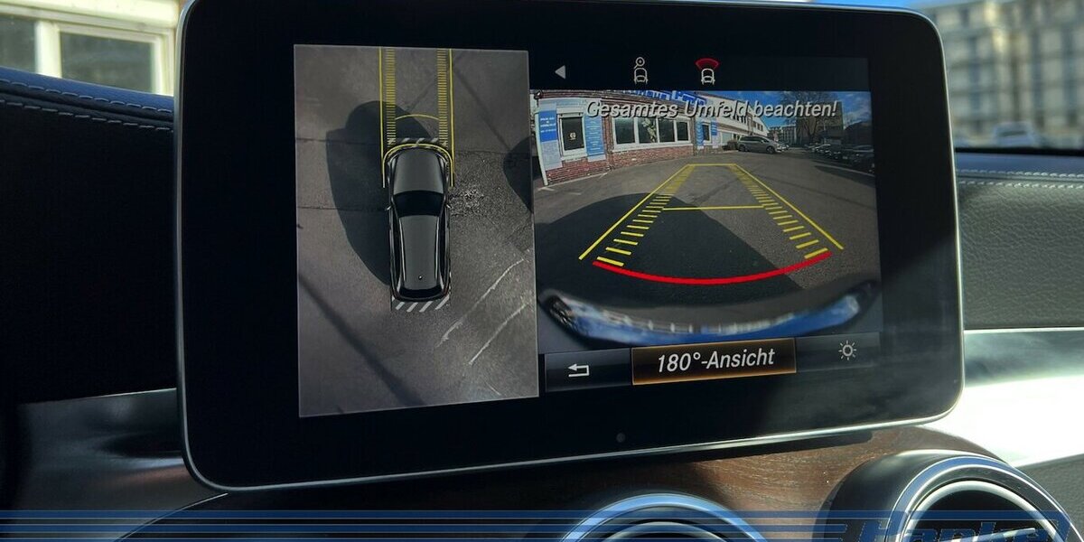 Mercedes-Benz C 250 C -Klasse*LED*Navi*R+F-Cam*Leder*Belüftete 87.057 km 19.980 € Berlin 13187