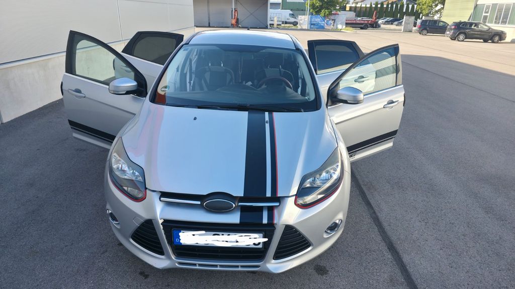 Ford Focus 142.300 km 4.350 &euro; Landsberg am Lech 86899
