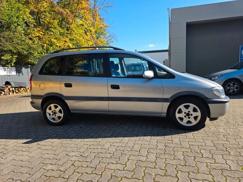 Opel Zafira 243.890 km 750 € Schorndorf bei Stuttgart 73614