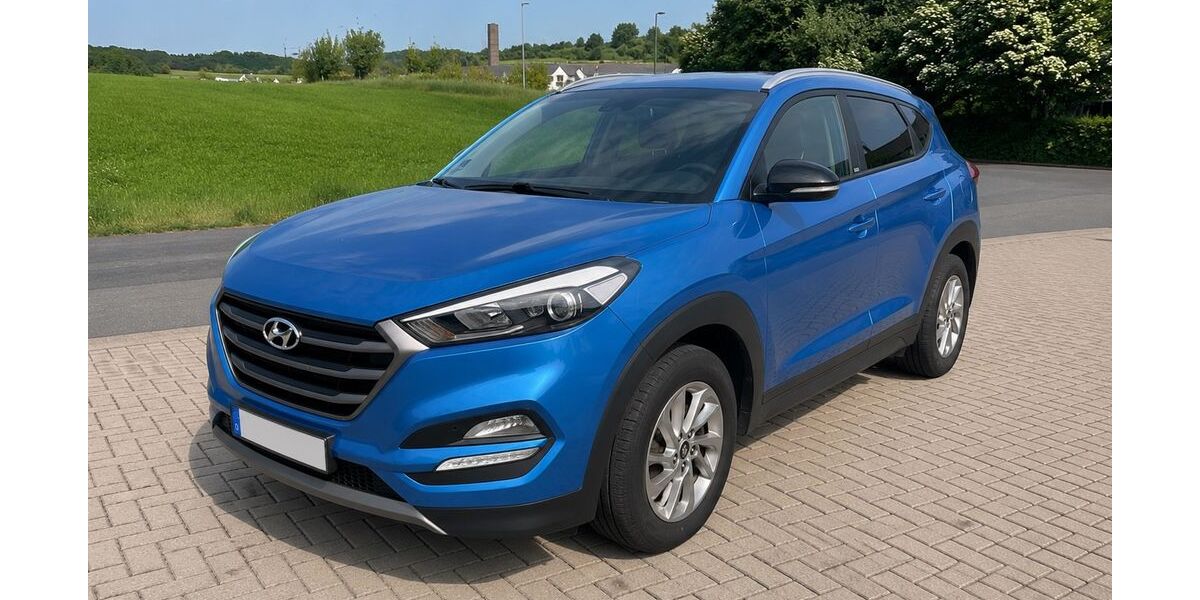 Hyundai TUCSON 132.000 km 12.990 &euro; Freudenberg 57258