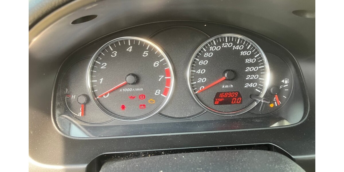 Mazda 6 168.909 km 2.750 € Detmold 32756