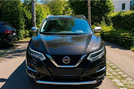 Nissan Qashqai 90.000 km 12.999 &euro; Memmingen 87700