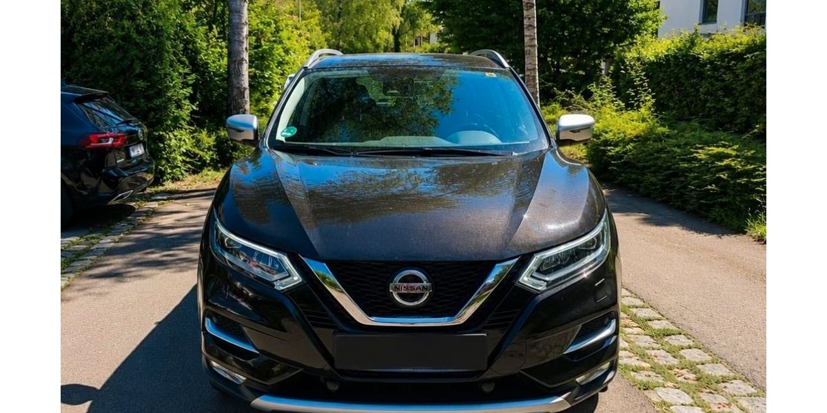 Nissan Qashqai 90.000 km 12.999 &euro; Memmingen 87700