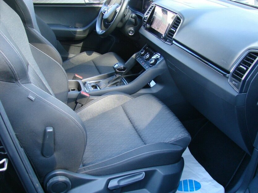 Skoda Karoq 2.0TDi Style 4x4 ACC Navi Kamera 24.001 km 29.980 € Falkensee 14612