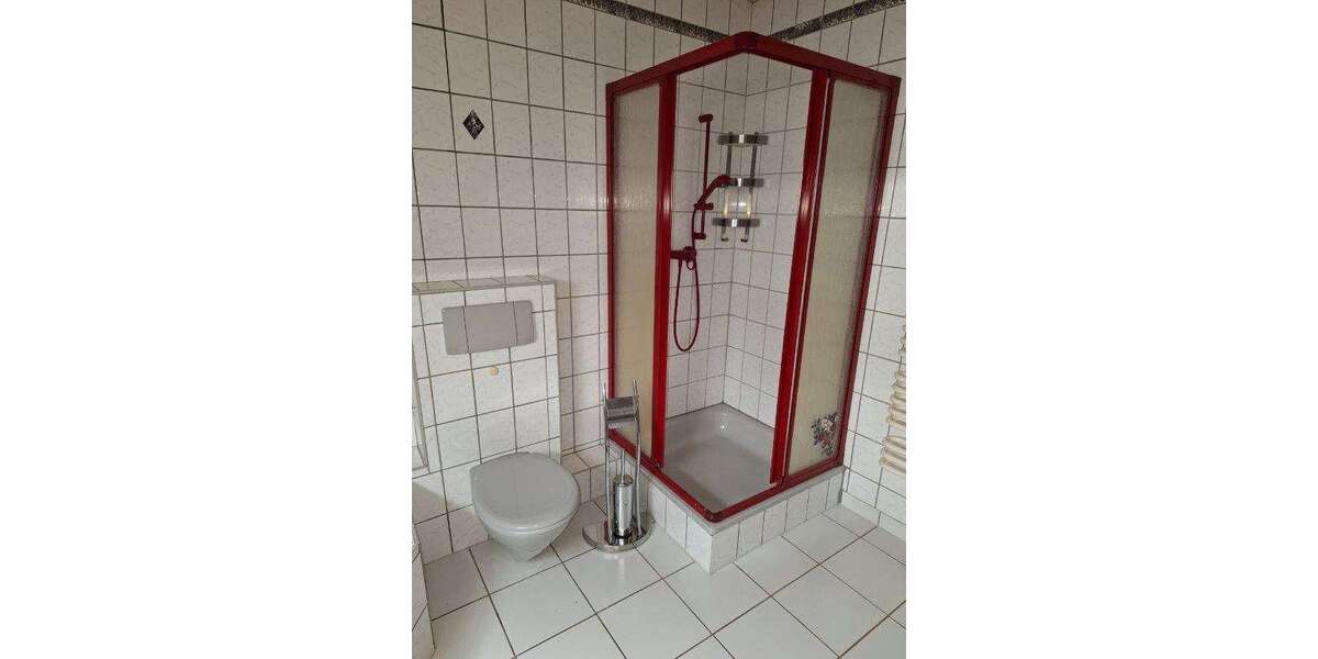 Zwei Häuser auf einem Grundstück – Vielseitigkeit, Platz und Potenzial - Doppelhaushälfte Pößneck | Angebot:25475150