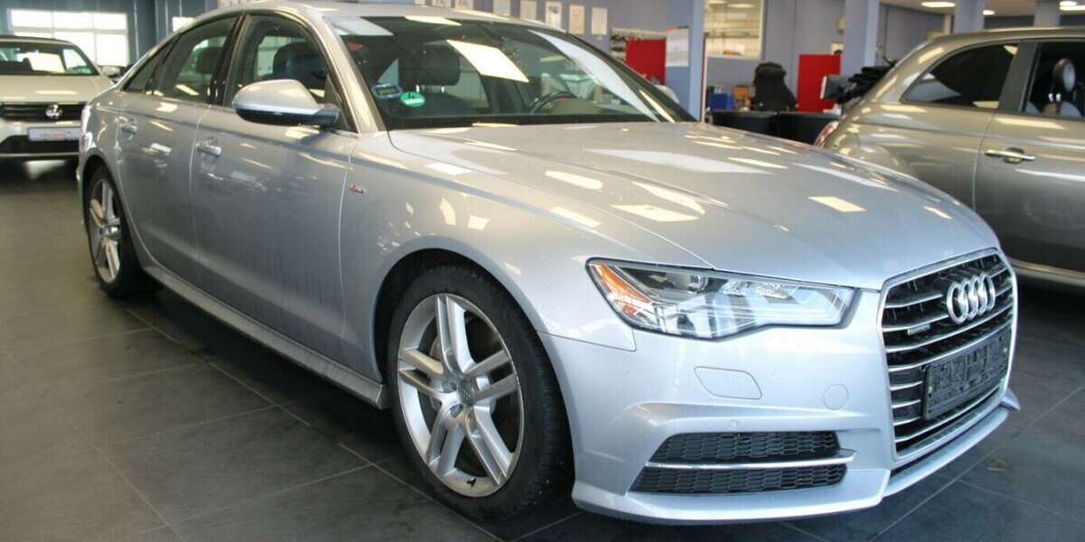 Audi A6 2.0 TFSI quattro S Line S-tronic - Schiebedach 102.405 km 20.980 € Euskirchen 53881