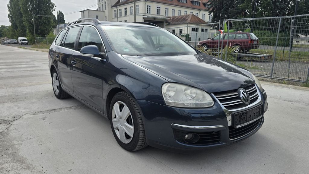 VW Golf 300.000 km 1.490 &euro; Leipzig - Ost 04328