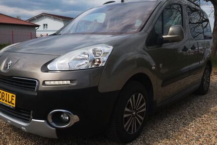Peugeot Partner 177.000 km 5.650 &euro; Ballenstedt OT Rieder 06493