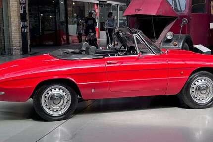 Alfa Romeo Spider 123.433 km 49.900 &euro; Berlin 10553