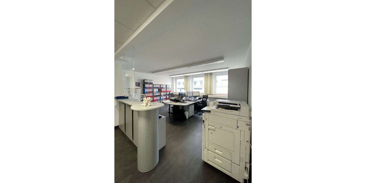 Büro in Koblenz 1.438 € 143.8 m² zimmer