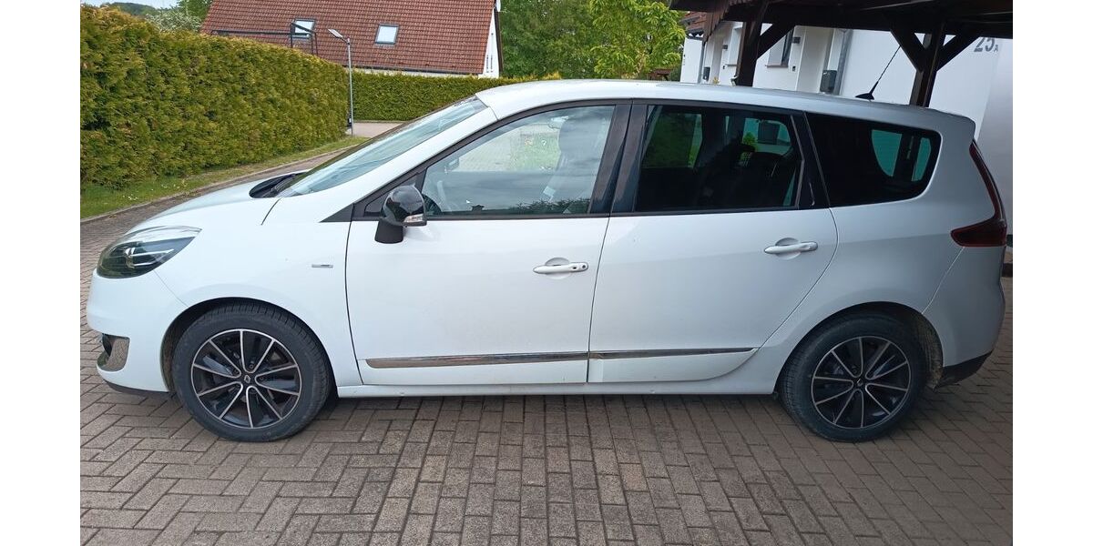 Renault Scenic 148.000 km 6.400 &euro; Extertal 32699