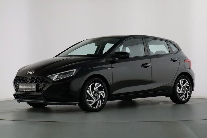 i20