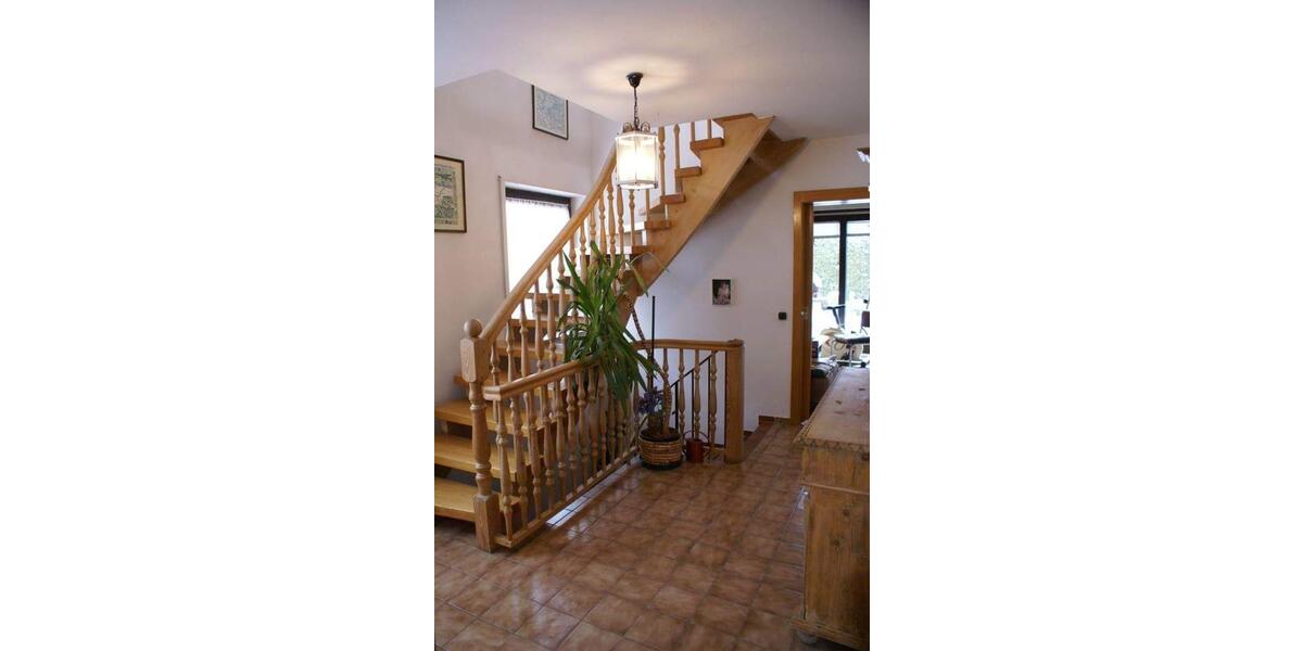 Reihenhaus Burghausen - 5 Zimmer, 124 m&sup2;, 1.650&euro; | Angebot:26232283