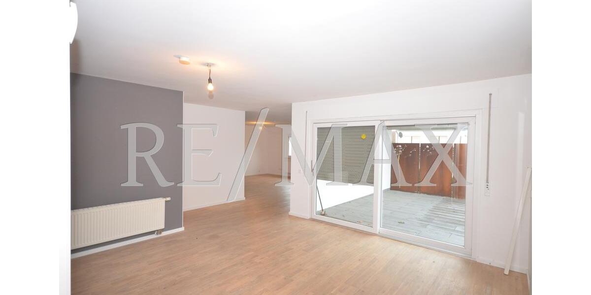 Einfamilienhaus Idstein - 8 Zimmer, 160 m&sup2;, 2.800&euro; | Angebot:24224492