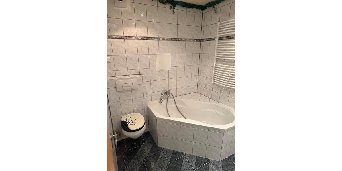 Etagenwohnung Jena Burgau - 3 Zimmer, 70 m&sup2;, 209.000&euro; | Angebot:26986558