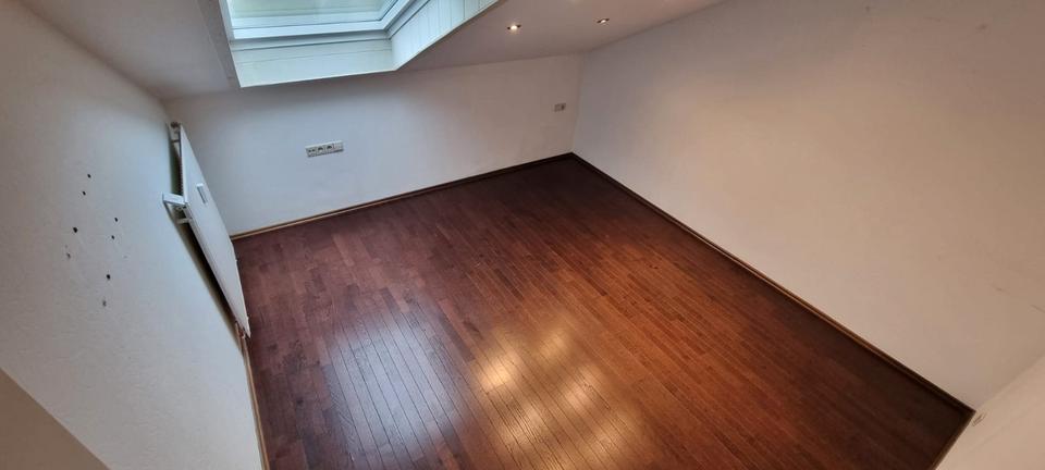 Dachgeschoßwohnung Neckarsulm - 3.5 Zimmer, 76 m&sup2;, 277.000&euro; | Angebot:26524700