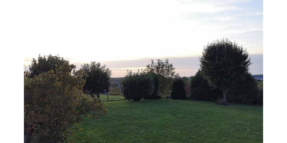 Einfamilienhaus Gilzem - 7 Zimmer, 240 m&sup2;, 650.000&euro; | Angebot:26903813