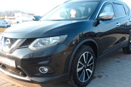 Nissan X-Trail 141.457 km 14.590 € Greifswald 17489
