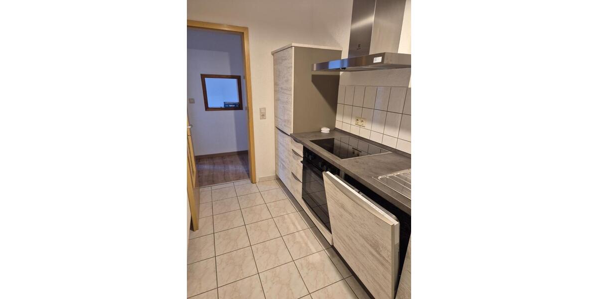 Erdgeschoßwohnung Olbernhau - 4 Zimmer, 62 m&sup2;, 450&euro; | Angebot:26380118