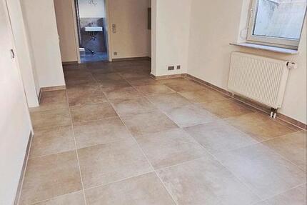 Schöne 2 Zimmer keller Wohnung zu vermieten 2 zimmer