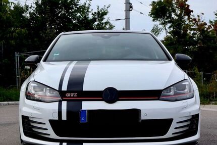 VW Golf 119.100 km 16.700 &euro; Augsburg 86153