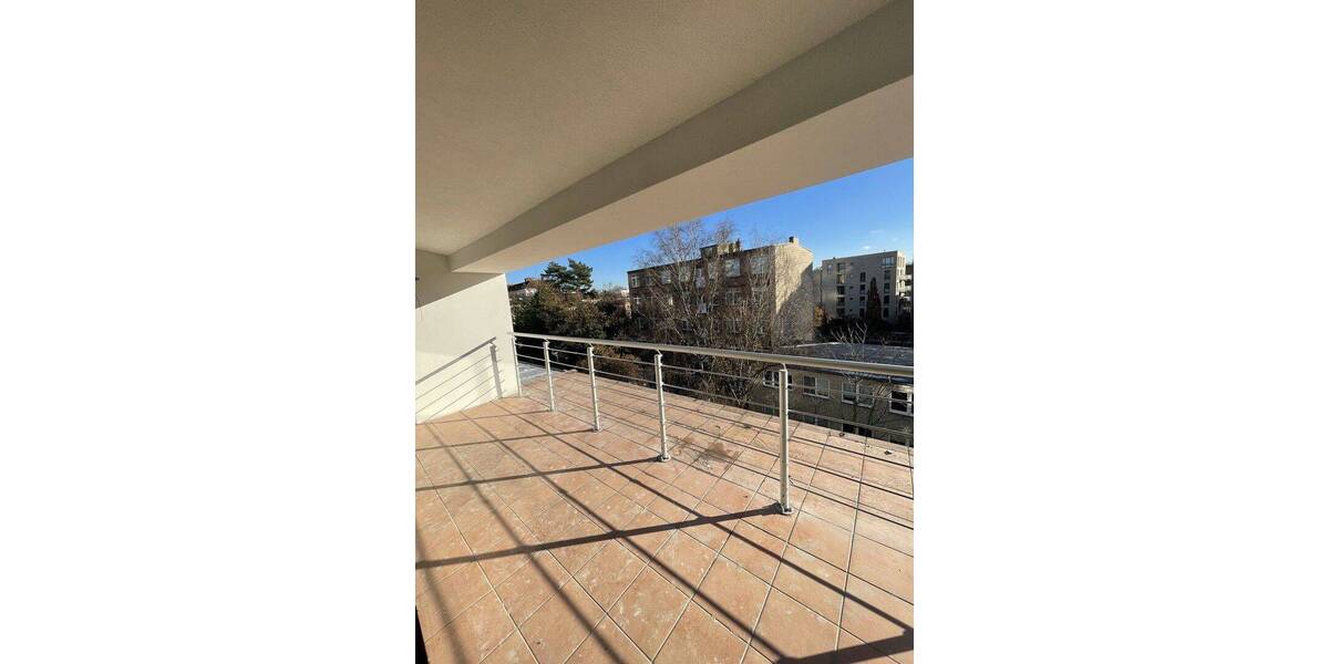 Etagenwohnung Hamburg Uhlenhorst - 3 Zimmer, 110 m&sup2;, 1.900&euro; | Angebot:26903135