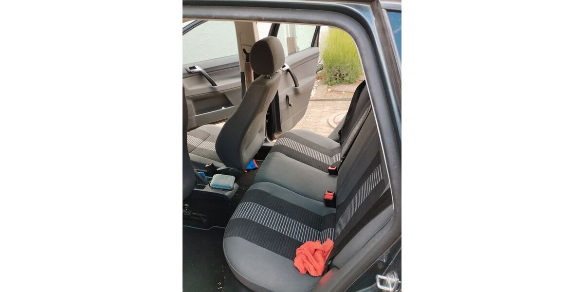 VW Polo 150.000 km 3.000 &euro; Bietingen 78244