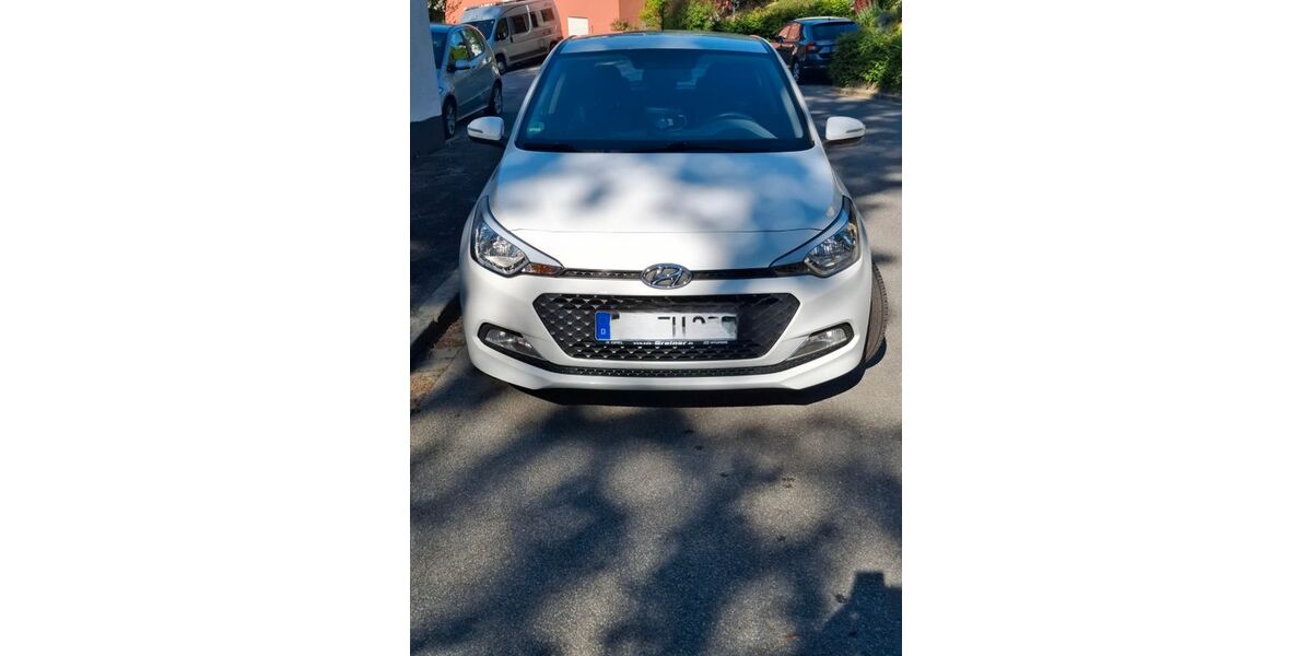 Hyundai i20 130.000 km 5.900 &euro; Deggendorf 94469