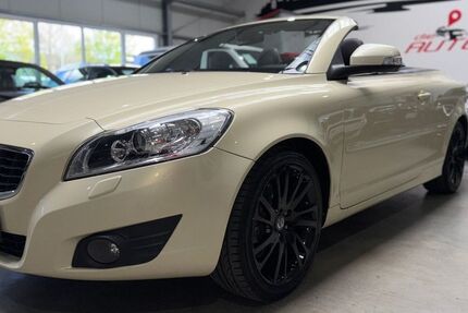 Volvo C70 74.319 km 22.499 &euro; Coswig 01640