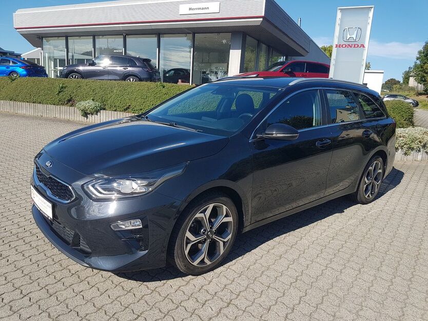 Kia ceed Sportswagon 52.330 km 18.990 € Annaberg-Buchholz 09456