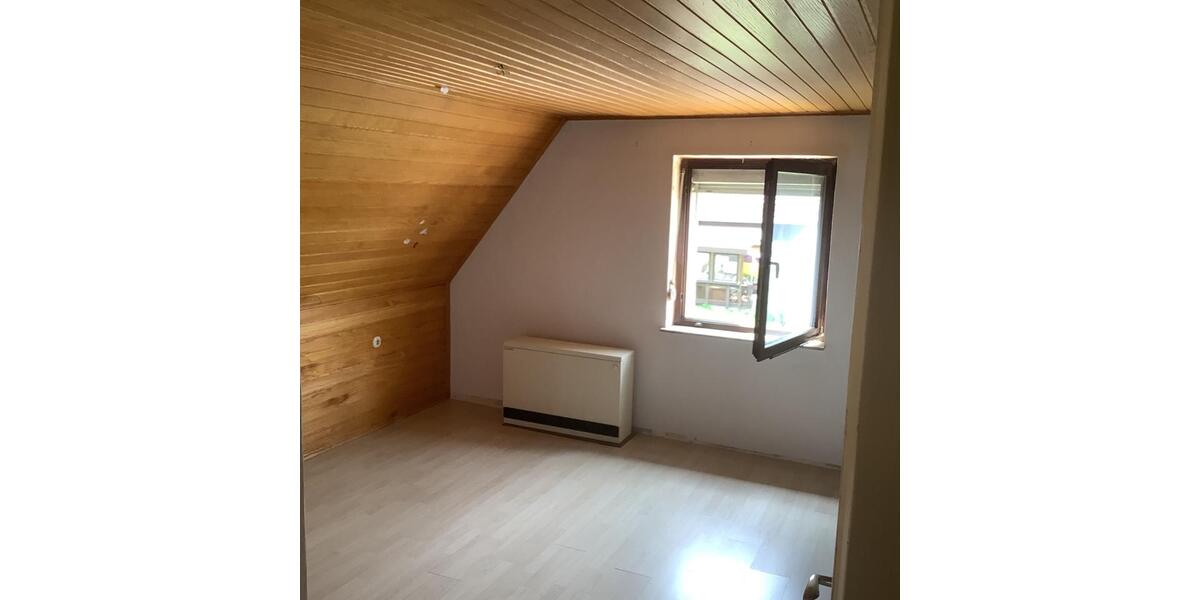 Einfamilienhaus Frankenberg (Eder) - 6 Zimmer, 130 m&sup2;, 280.000&euro; | Angebot:26342393