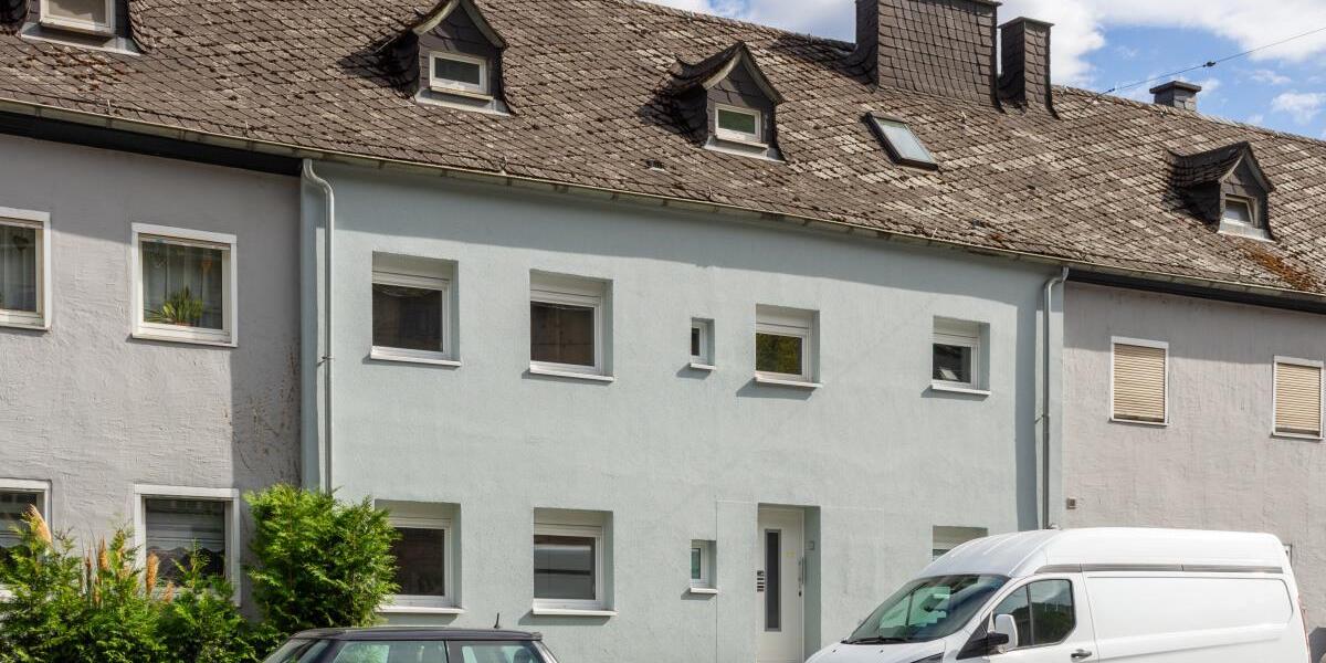 Trier-Ehrang -Teilrenoviertes Wohnhaus für die große Familie oder als 3-Familienhaus - Reihenhaus Trier West-Pallien | Angebot:27370732