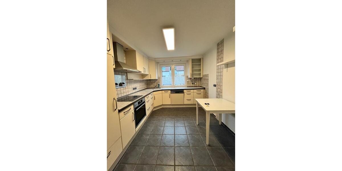 Doppelhaushälfte Köln Mülheim - 4 Zimmer, 114 m&sup2;, 2.000&euro; | Angebot:25297595