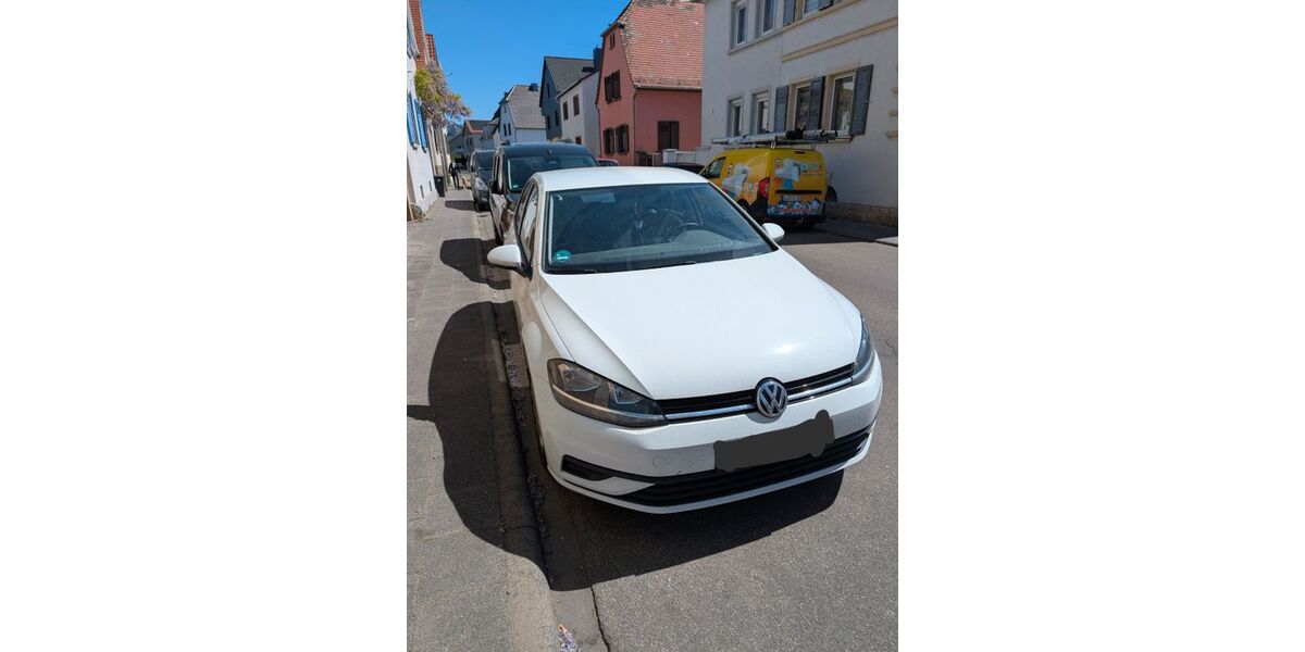 VW Golf 72.000 km 11.000 &euro; Haßloch 67454