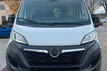 Opel Movano 34.849 km 19.999 € München 81825