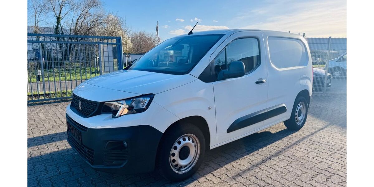 Peugeot Partner 122.000 km 9.900 &euro; Bornheim 76879