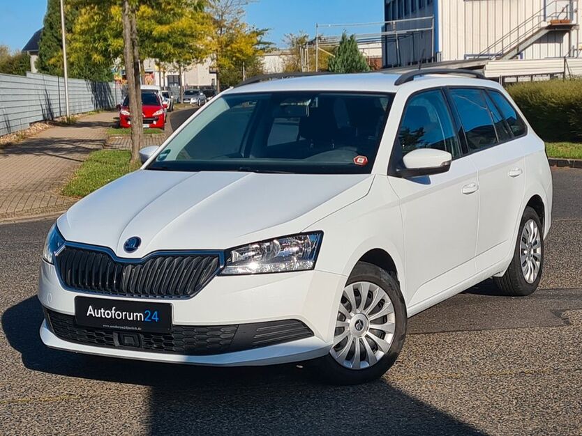 Skoda Fabia 100.000 km 8.399 € Jülich 52428