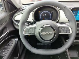 Fiat 600 1.2 HYBRID T3 Style-Paket |SHZ|RFK|PDC| 10.898 km 19.960 &euro; Höhenkirchen-Siegertsbrun 85635