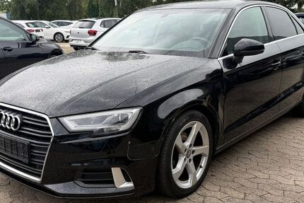 Audi A3 174.680 km 10.990 &euro; Braunschweig 38122
