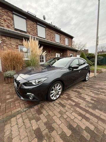 Mazda 3 116.000 km 11.200 &euro; Oberhausen 46049