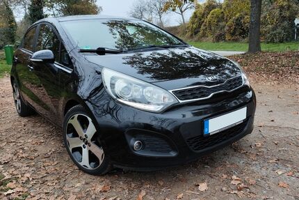 Kia Rio 214.000 km 4.200 &euro; Güglingen 74363