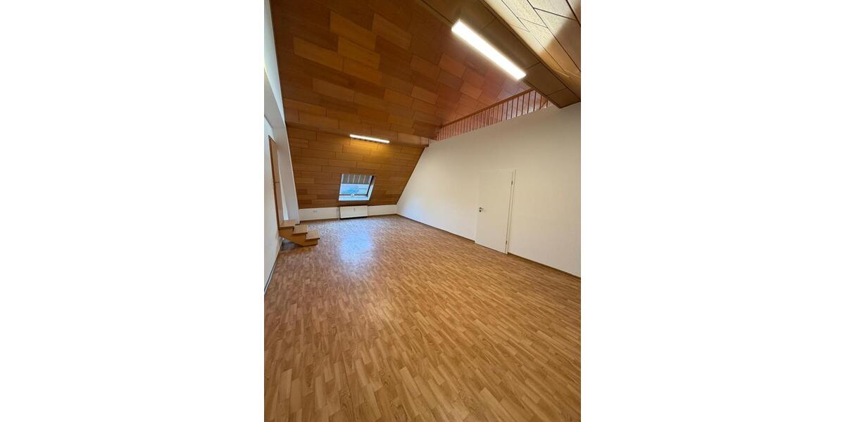 Etagenwohnung Molbergen - 4 Zimmer, 150 m&sup2;, 700&euro; | Angebot:25858532